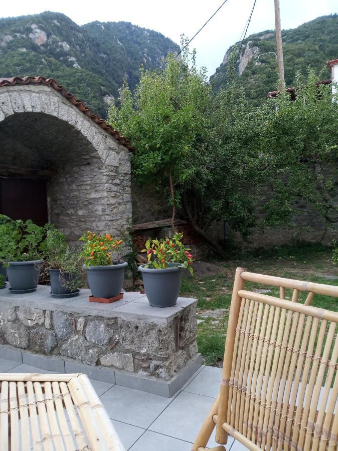 Ανεξαρτητο Studio Στο Ομορφο Καστορειο Kastorion Esterno foto